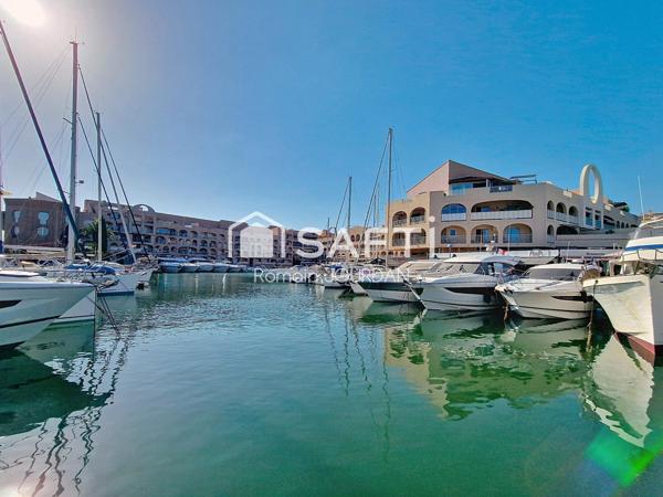 Port d'Hyères, appartement 2 Pièces, avec balcon vue mer