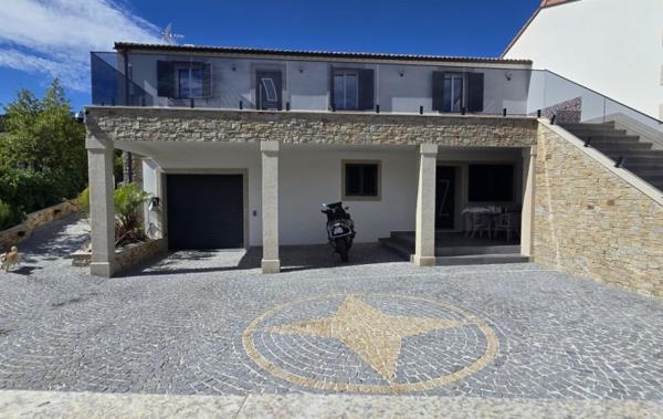 Vente Villa appartement de type 2 indépendant rénové(e) Ajaccio