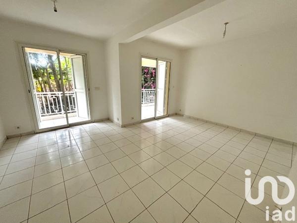 Immeuble à vendre 650 m² Koungou