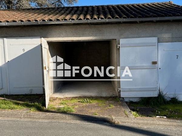 Location Parking - 2 RUE DU PAVE Nontron 24300