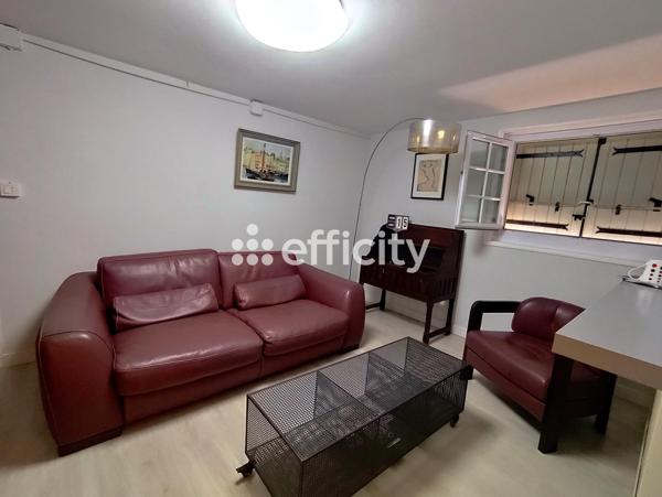 Maison
         8 pièces
        - 158 m²