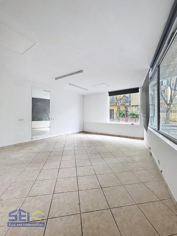 Local Commercial 2 pièces - 43 m²