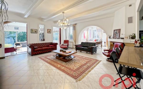 Maison à vendre    5 pièces •  Aix-en-Provence