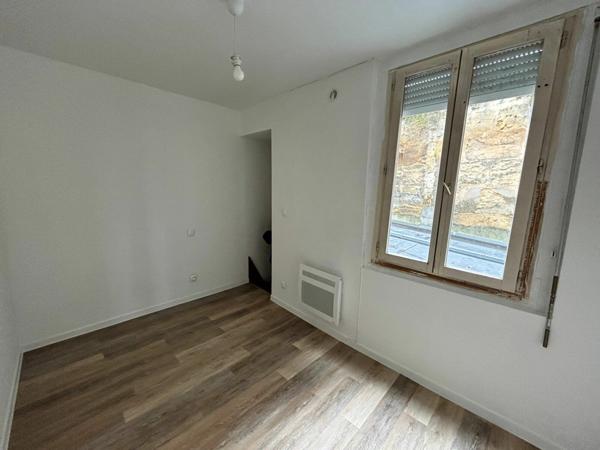 Appartement à louer    2 pièces •  Bordeaux