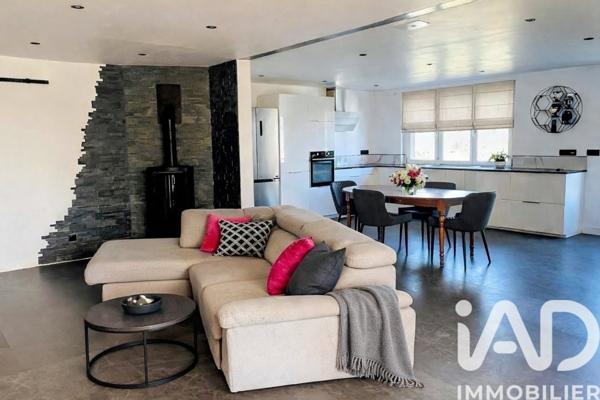 Maison à vendre 9 pièces 204 m² Châteauneuf-d'Ille-et-Vilaine