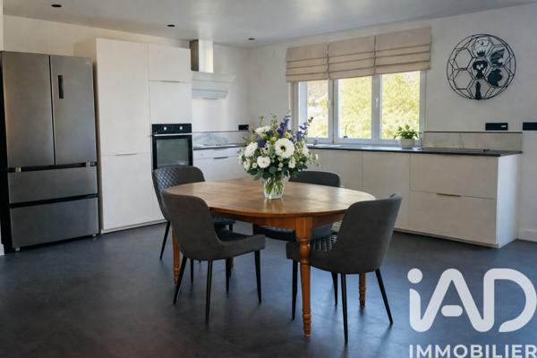 Maison à vendre 9 pièces 204 m² Châteauneuf-d'Ille-et-Vilaine