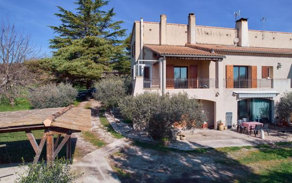 Maison à vendre    7 pièces • 181 m2 Manosque