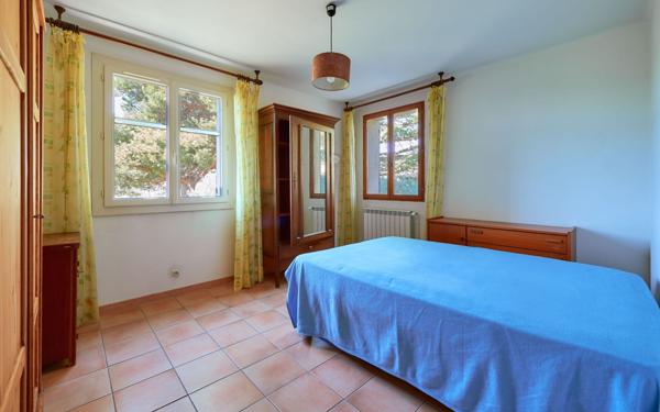 Maison à vendre    7 pièces • 181 m2 Manosque