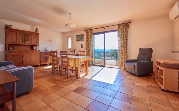 Maison à vendre    7 pièces • 181 m2 Manosque