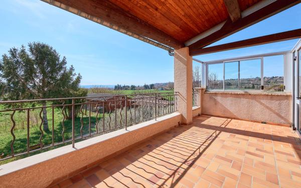Maison à vendre    7 pièces • 181 m2 Manosque