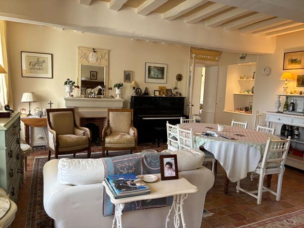 Presbytère restauré , Chateau gontier sur mayenne Presbytère restauré , Chateau gontier sur mayenne