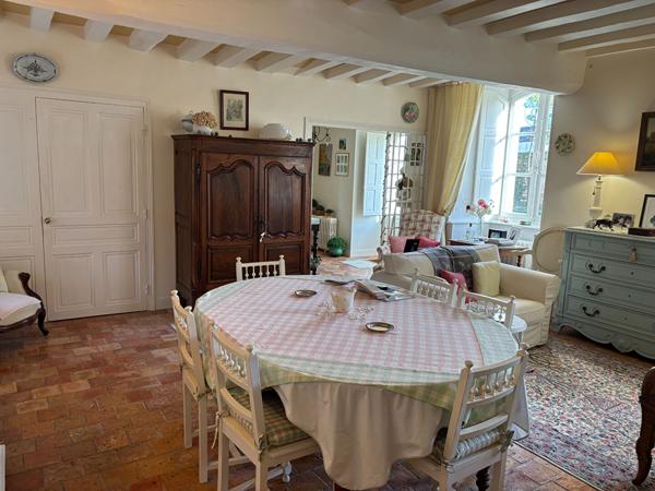 Presbytère restauré , Chateau gontier sur mayenne Presbytère restauré , Chateau gontier sur mayenne