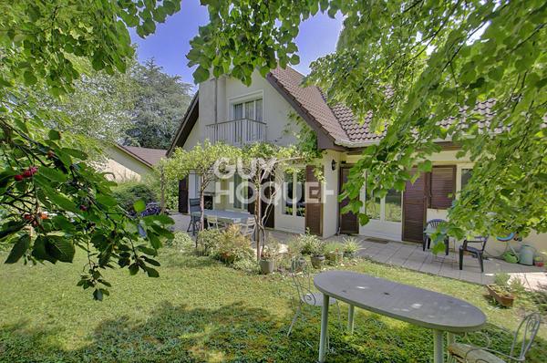 À vendre : Villa spacieuse à Villefontaine (Les hauts de Villefontaine)