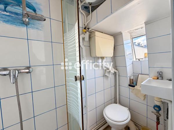 Appartement
         1 pièce
        - 22 m² Exclusivité 180 000 € *