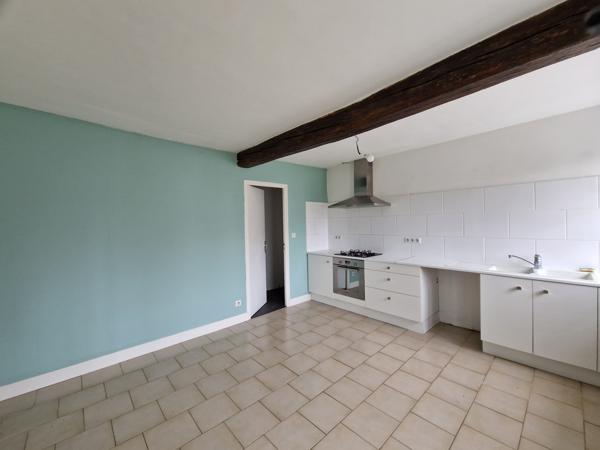 Vieux-Moulin (60350) MAISON EN PIERRE 95 m²