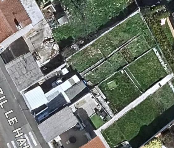 Terrain à VILLARS, 42390 - 249m²