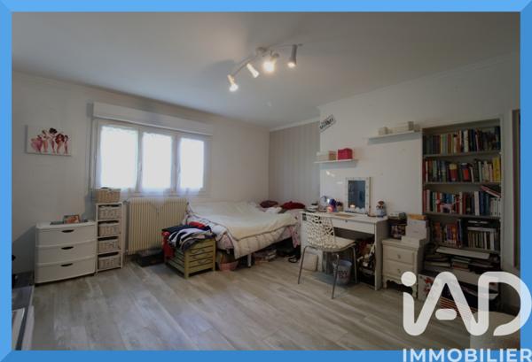 Maison à vendre 6 pièces 137 m² Ussac