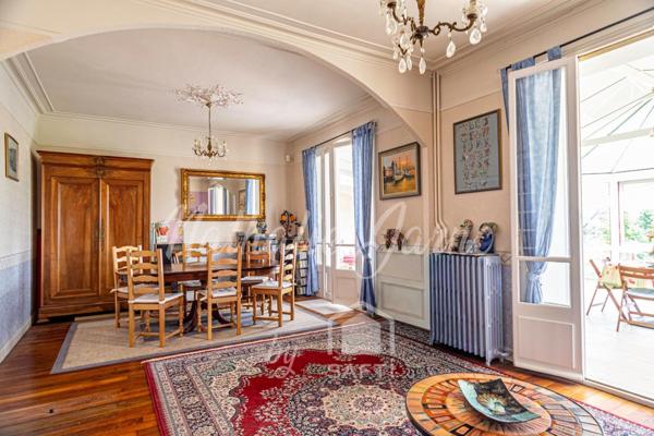 Meulière 1920 rénovée, confortable, vue rare