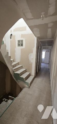 Immeuble de rapport parfait état 