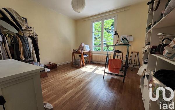 Maison 7 pièces de 204 m² à Mer (41500)