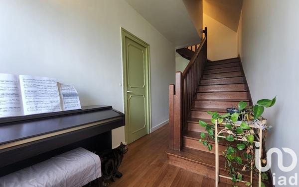 Maison 7 pièces de 204 m² à Mer (41500)