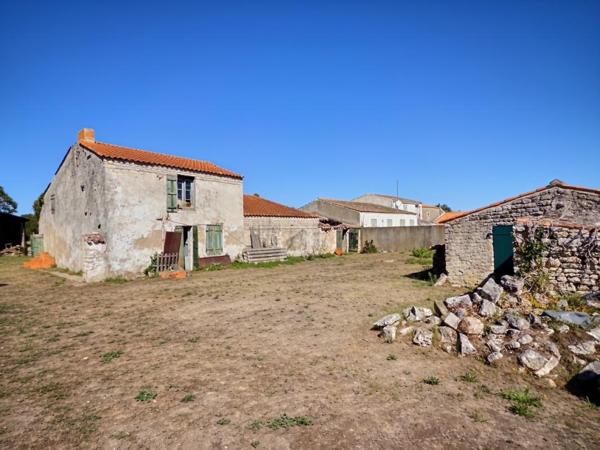 - 17550 - Maison 5 pièce(s) 85 m2 + dépendances - Dolus d'Oléron -