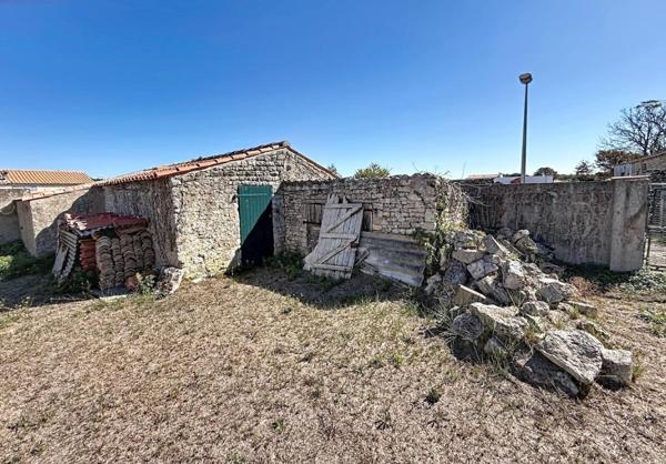 - 17550 - Maison 5 pièce(s) 85 m2 + dépendances - Dolus d'Oléron -