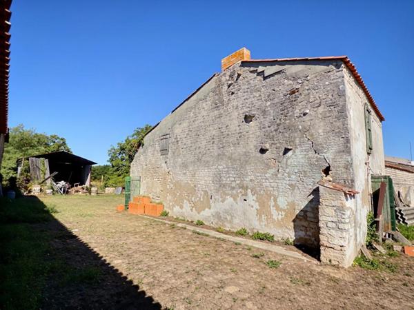 - 17550 - Maison 5 pièce(s) 85 m2 + dépendances - Dolus d'Oléron -