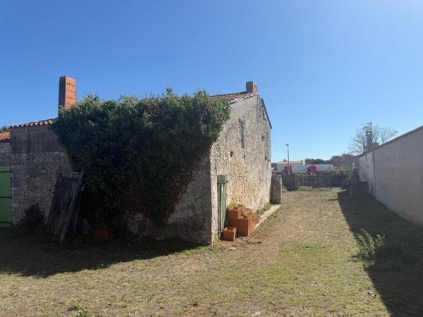 - 17550 - Maison 5 pièce(s) 85 m2 + dépendances - Dolus d'Oléron -