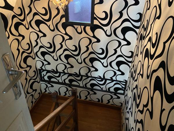 LUCON COEUR DE VILLE AGREABLE MAISON ART DECO 5 CHAMBRES AVEC PISCINE ET ANNEXES SUR 1296M² CLOS