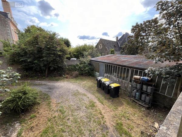 Immeuble à vendre à Saint-Georges-sur-Loire dans le Maine-et-Loire (49170), ref : 49019-3342