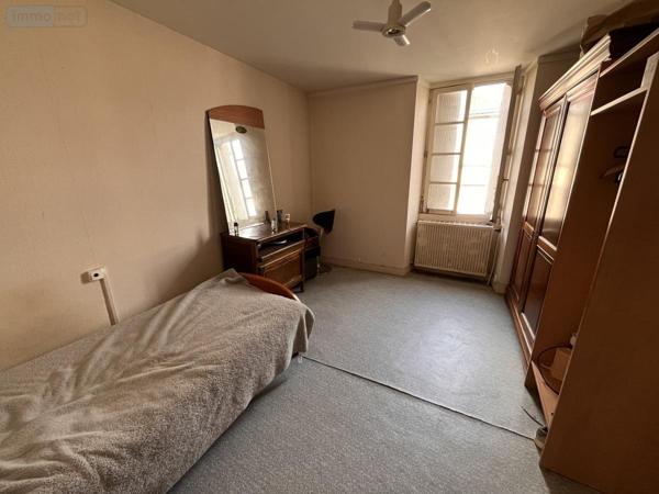 Immeuble à vendre à Saint-Georges-sur-Loire dans le Maine-et-Loire (49170), ref : 49019-3342