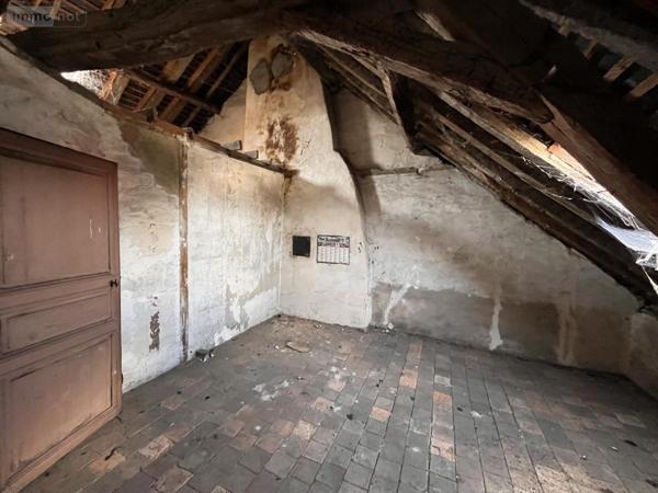 Immeuble à vendre à Saint-Georges-sur-Loire dans le Maine-et-Loire (49170), ref : 49019-3342