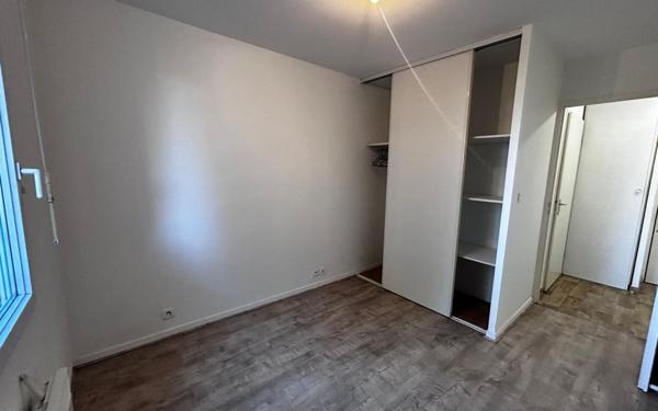 Appartement à vendre    2 pièces • 30,29 m2 Castelginest