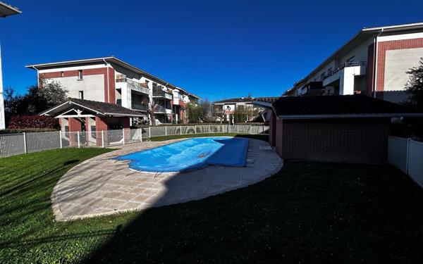 Appartement à vendre    2 pièces • 30,29 m2 Castelginest