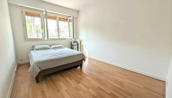 F3 agréable à vivre avec balcon, cave et stationnement