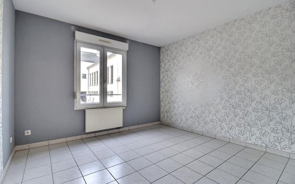 Appartement à vendre    3 pièces • 78,10 m2 Creutzwald