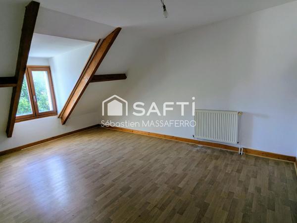 Grande maison familiale à terminer