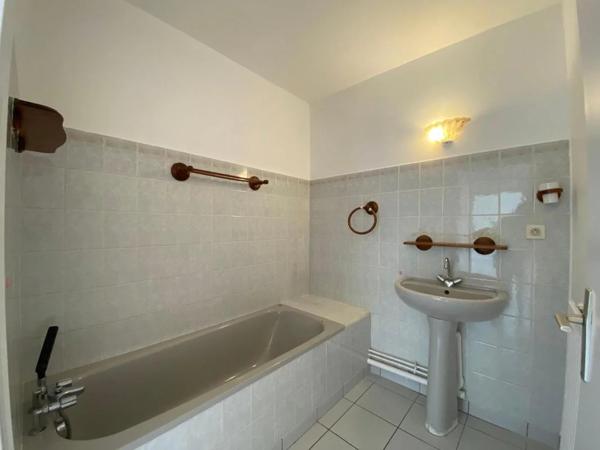 Appartement à louer à Tournon-sur-Rhône (07300)
