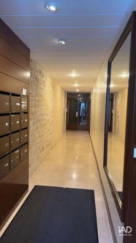 Location bureaux 14 m² Paris 2