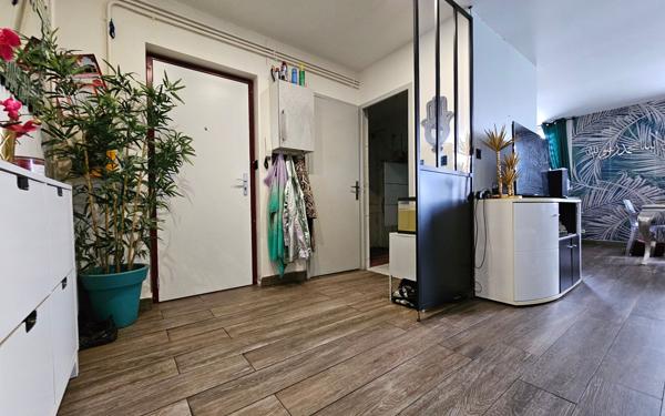 Appartement à vendre    3 pièces • 66,23 m2 Saint-Étienne