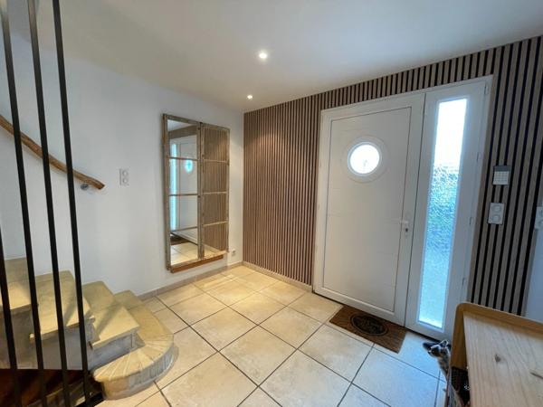 Dpt Charente Maritime (17), à vendre DOLUS D'OLERON maison P8 de 137,6 m² - Terrain de 368,00 m²