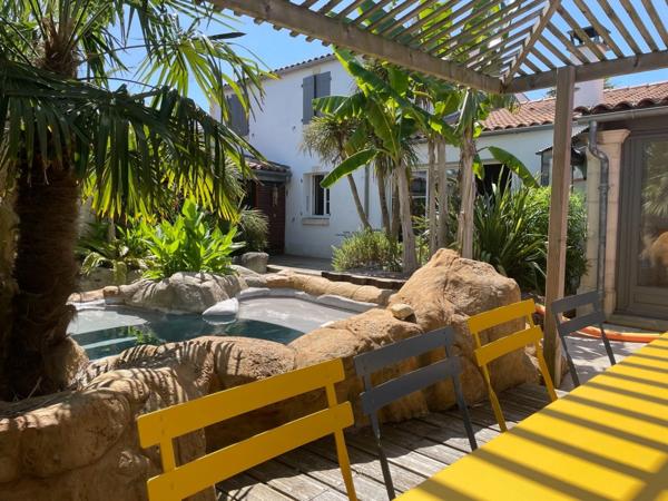 Dpt Charente Maritime (17), à vendre DOLUS D'OLERON maison P8 de 137,6 m² - Terrain de 368,00 m²