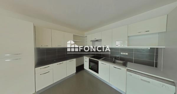 Location Appartement 2 pièces 70 m² - Aubervilliers 93300