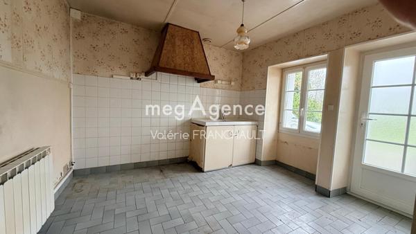 Maison à FONTENAY-LE-COMTE, 85200 - 6 pièces 119m²