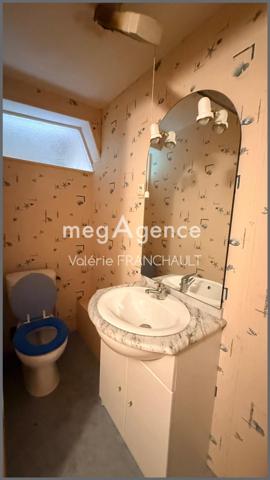 Maison à FONTENAY-LE-COMTE, 85200 - 6 pièces 119m²