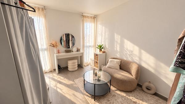 appartement, trois-pièces, rénové
