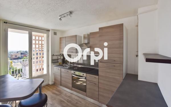 Appartement à louer    3 pièces •  Saint-Fons