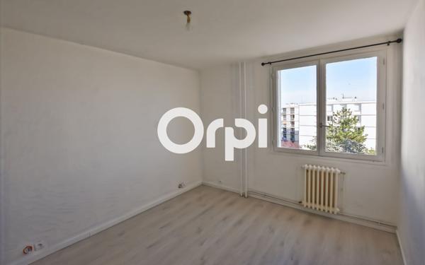 Appartement à louer    3 pièces •  Saint-Fons