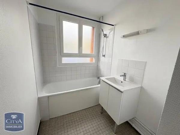 Appartement à louer 3 pièces 64.84m²